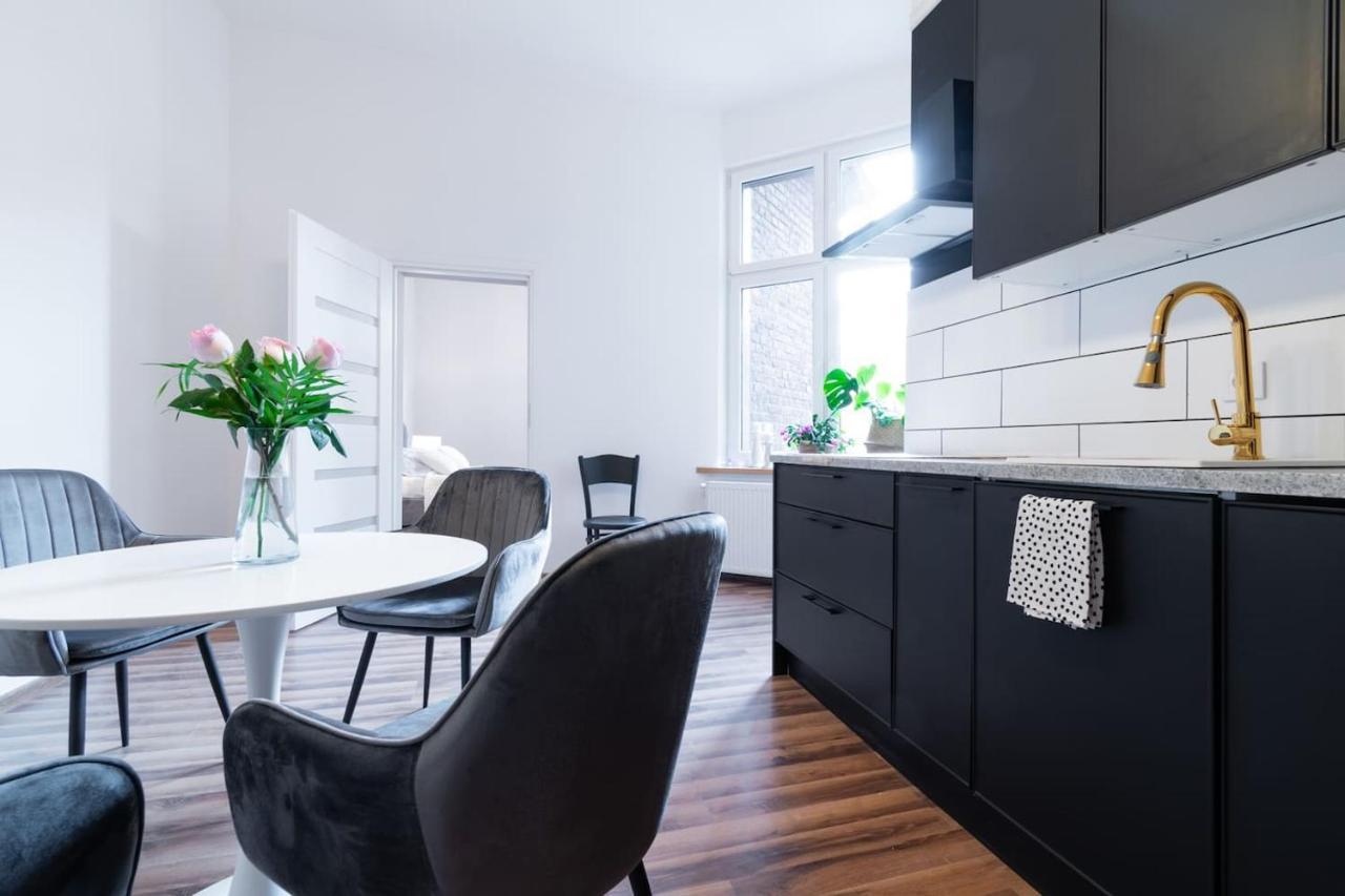Opera Apartman Bytom Kültér fotó