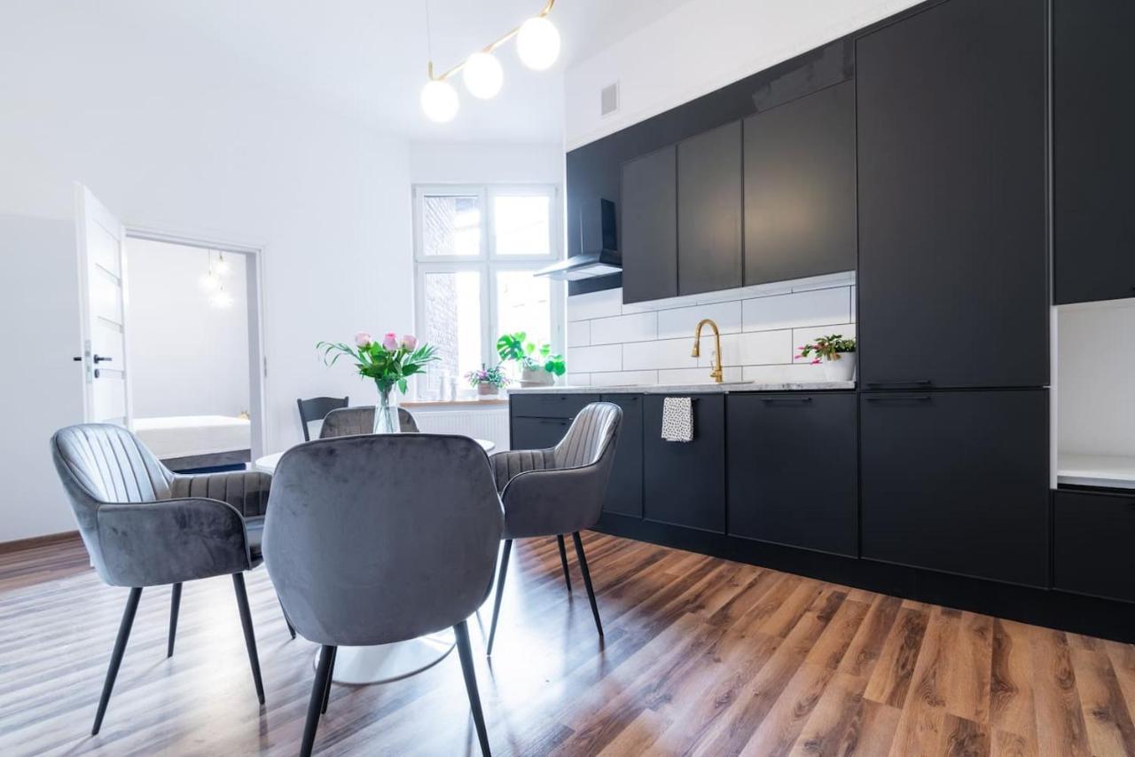 Opera Apartman Bytom Kültér fotó