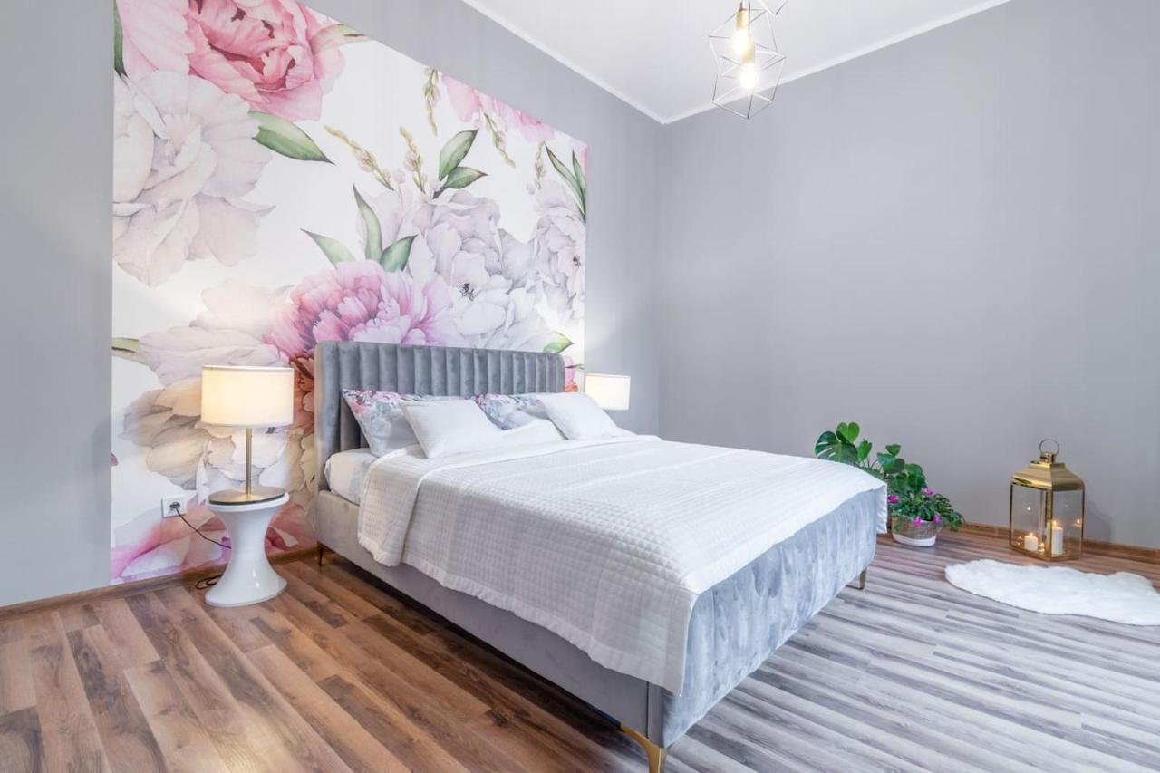 Opera Apartman Bytom Kültér fotó