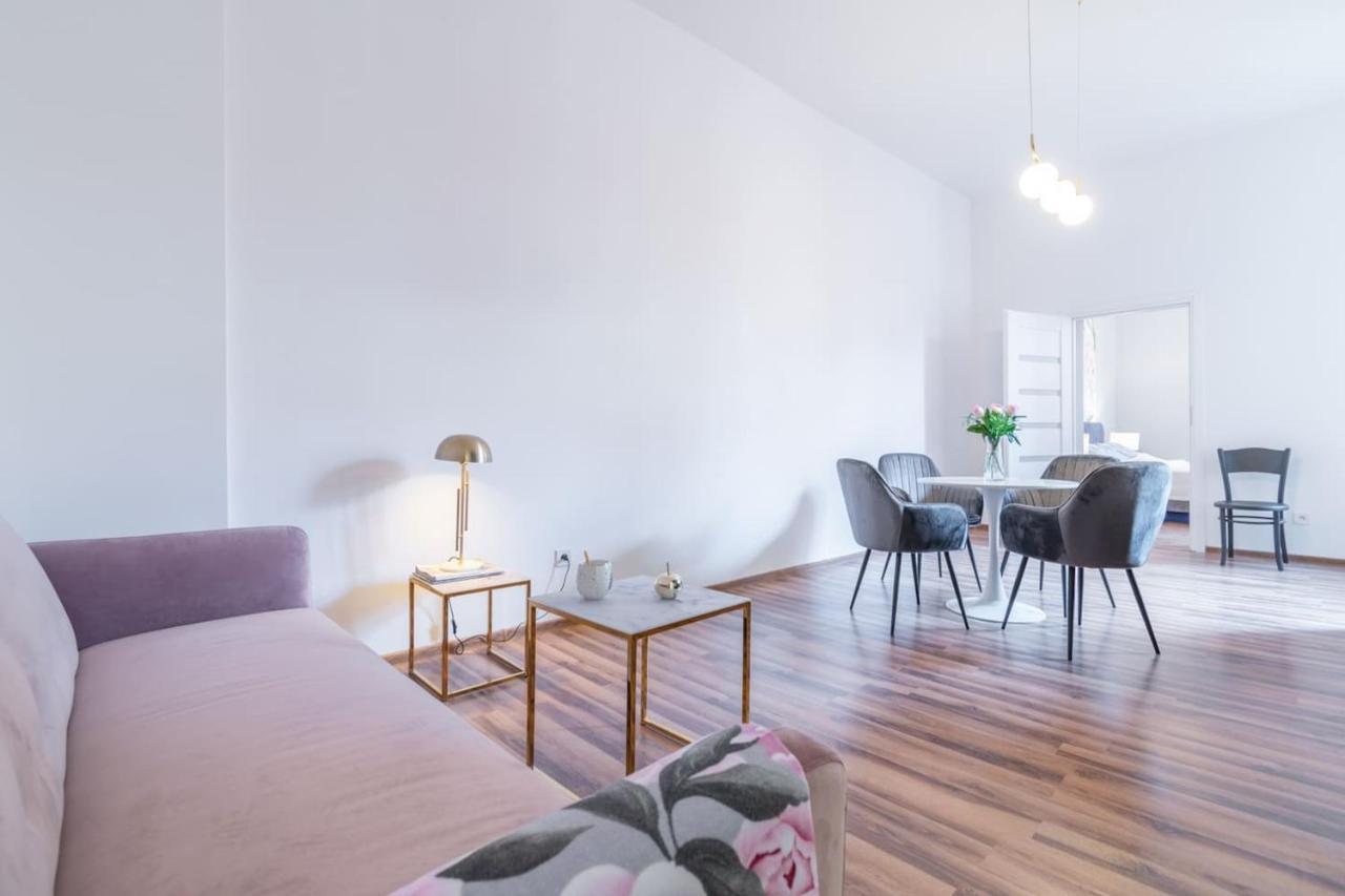 Opera Apartman Bytom Kültér fotó