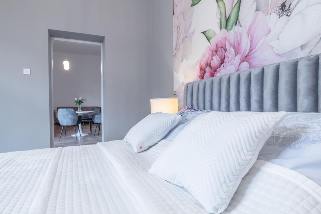Opera Apartman Bytom Kültér fotó